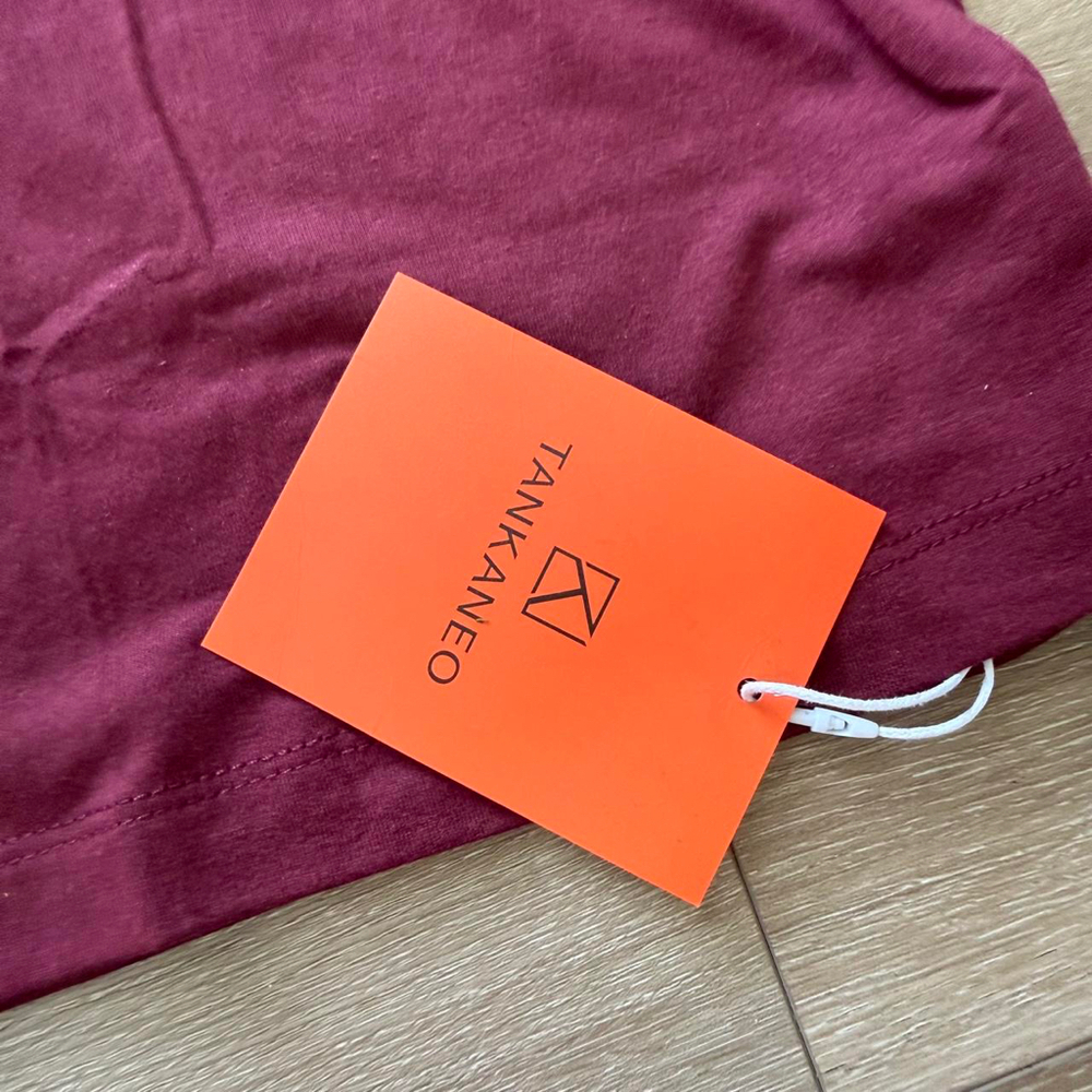 Women’s Burgundy V neck T shirt Size XXL burgundy - Picture 2 of 3